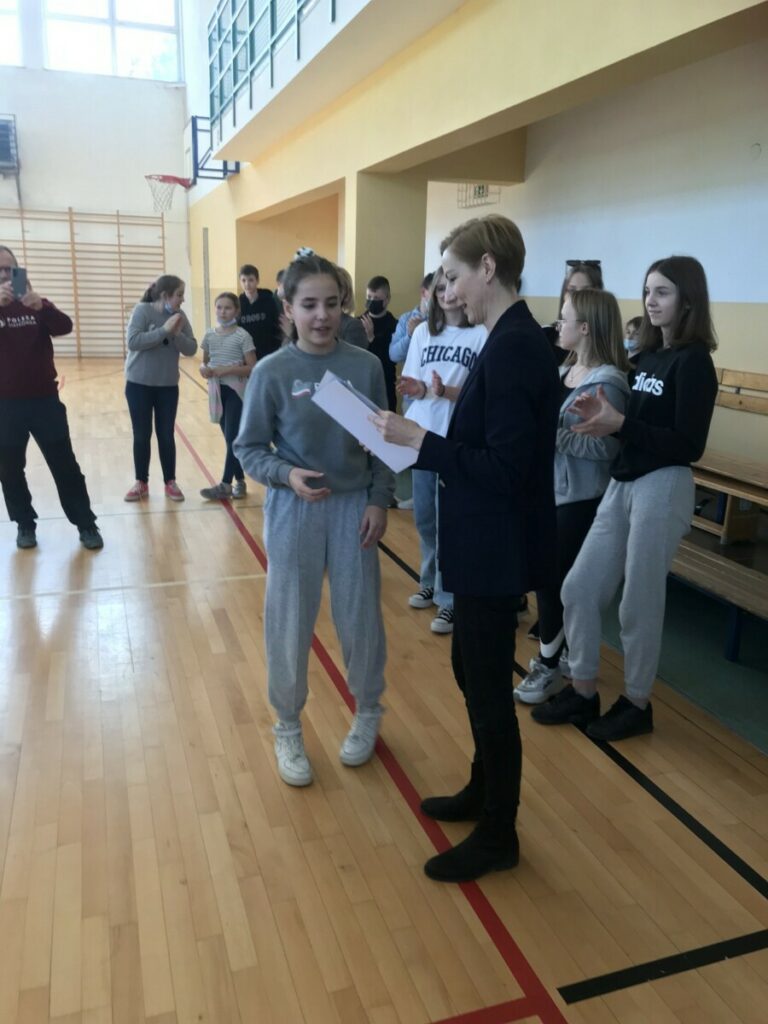 7a6fbf98 66e5 4aeb B7bf 34cd04484e27