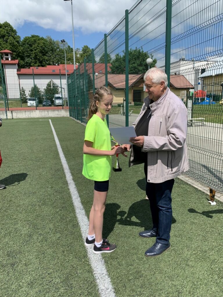 4f28ecf9 2b3f 4190 Bc23 7c048ae951b7