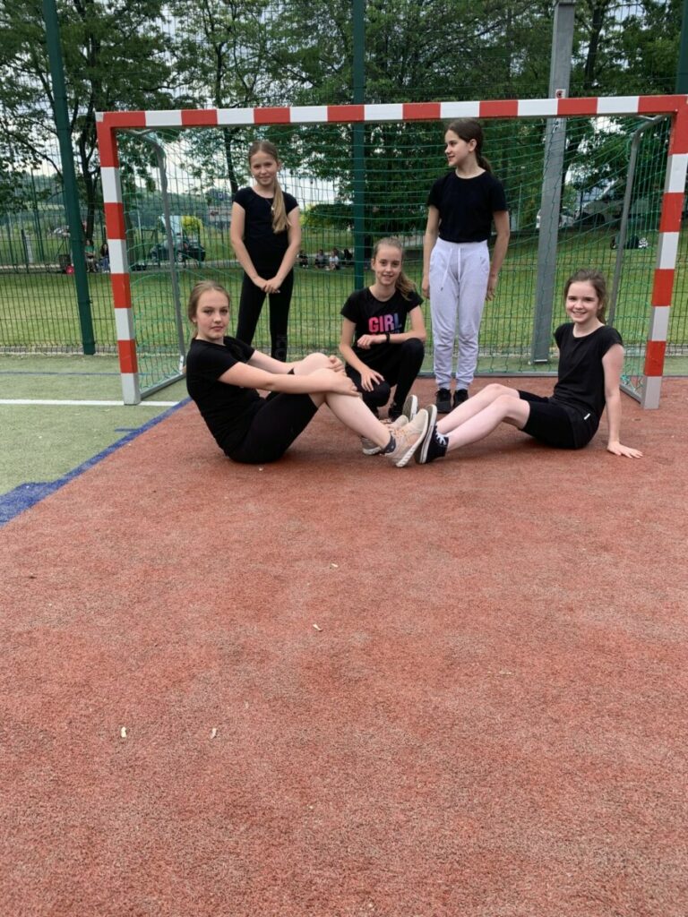 0125d5da 8199 405b 9faa B4766a1ac8f1