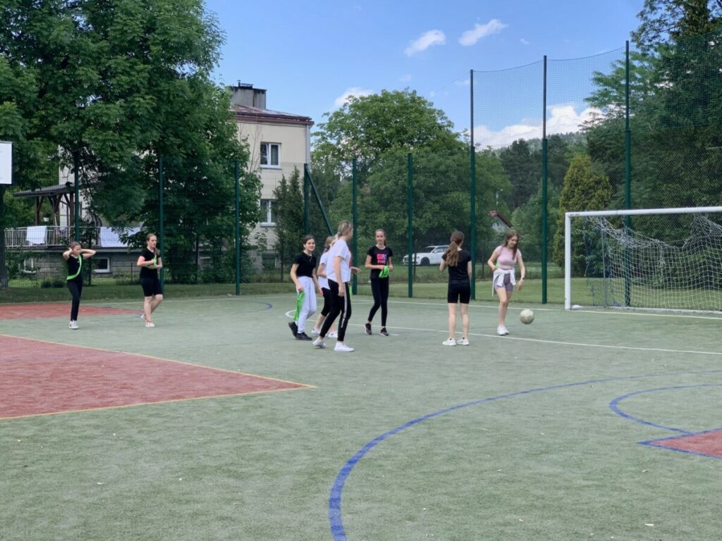 0b0796af 369a 4d96 B49a 4c68bea57c1c