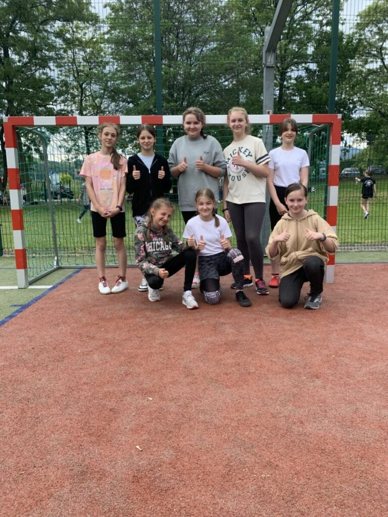 328095da 90a7 45e4 8779 34329a009284