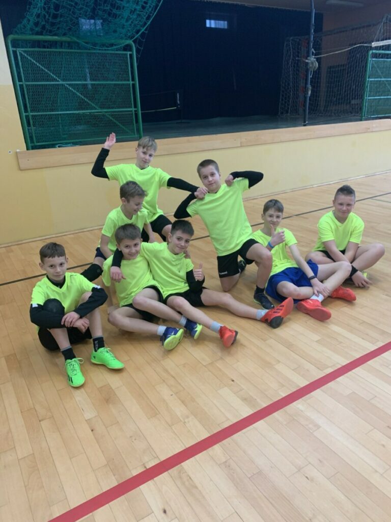 B66d5a33 Df81 4d65 9479 6caf9256571e