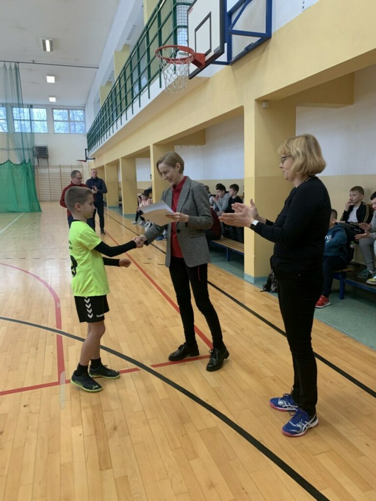 F0610d16 D30e 4cf9 Bedc 2bdddde23122