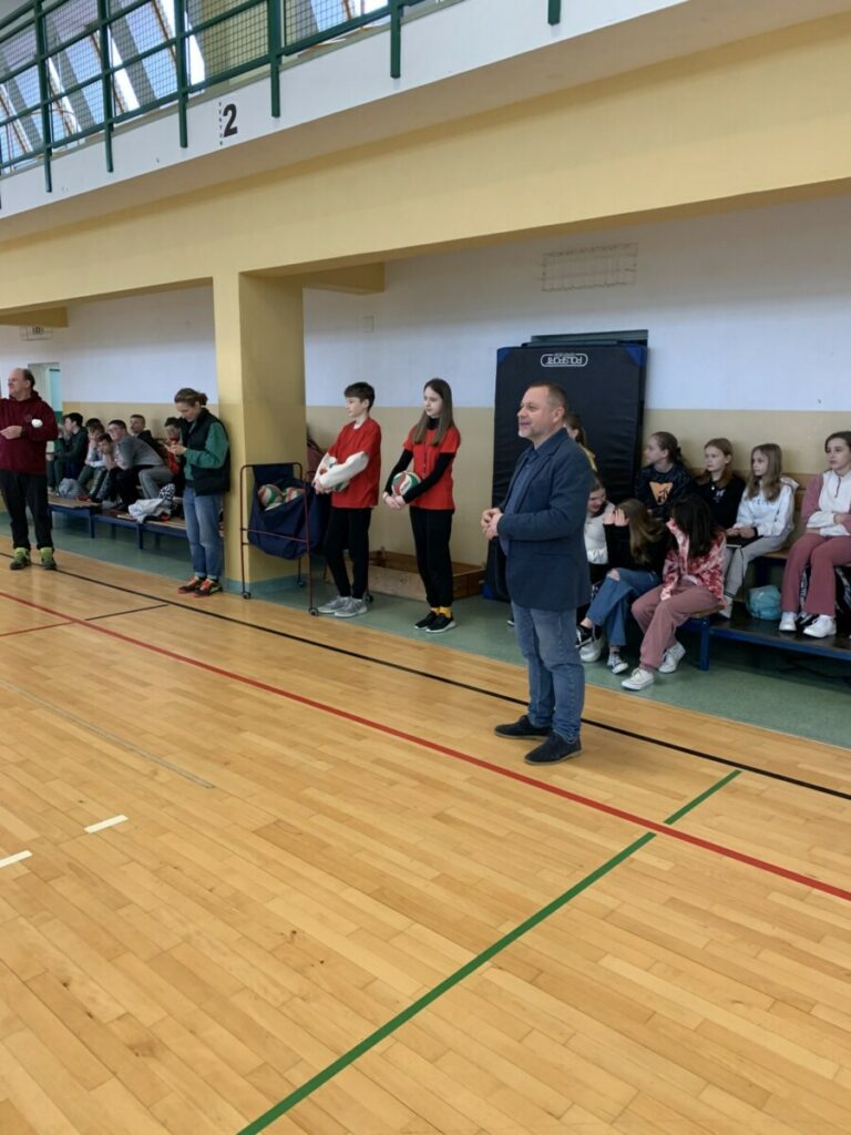 5896d698 F32b 453a Ba34 F876b2eb8488