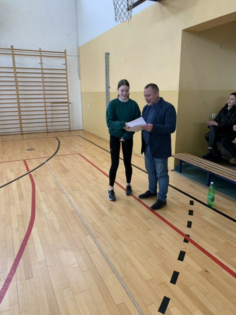 8ce00107 73df 41a9 A749 381733ee60a9