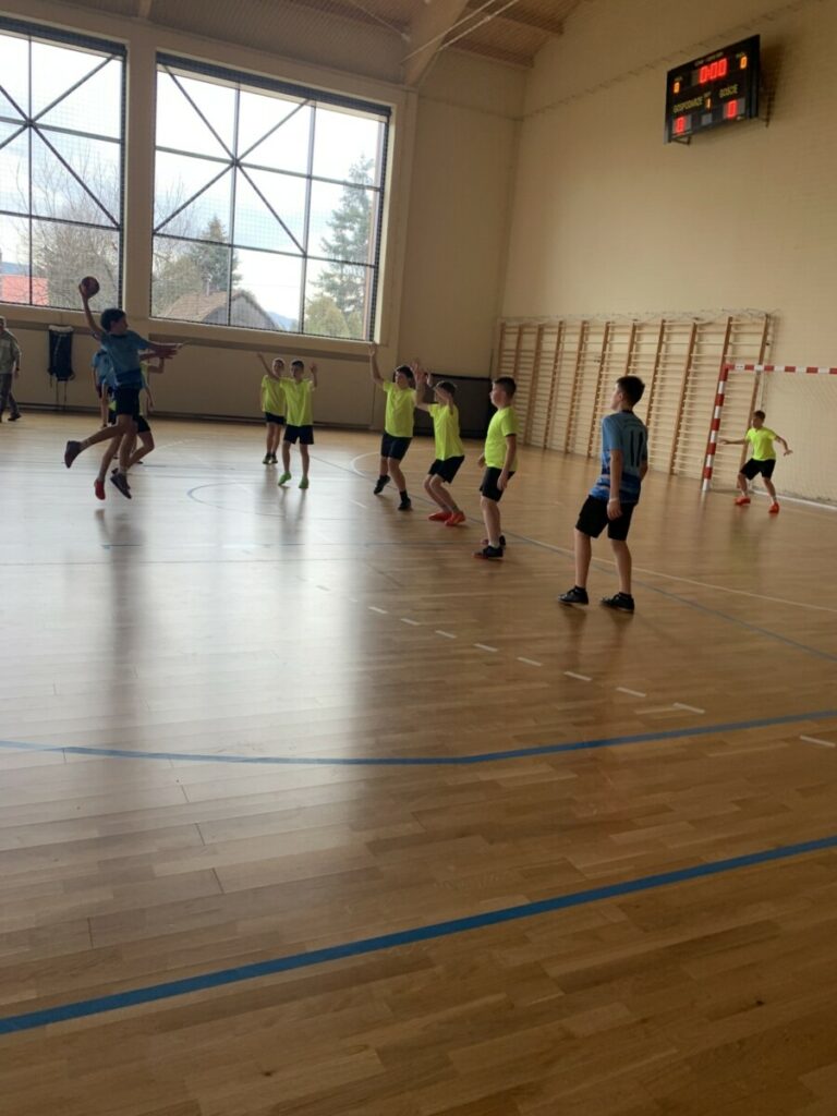 Aa1277e6 948b 4638 8340 87aac50e0f28