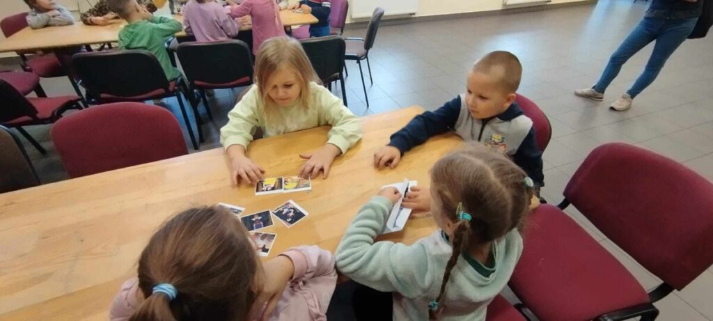 Received 854423602828030