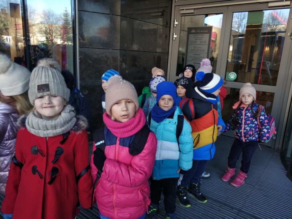 Photo 2023 12 18 19 44 15