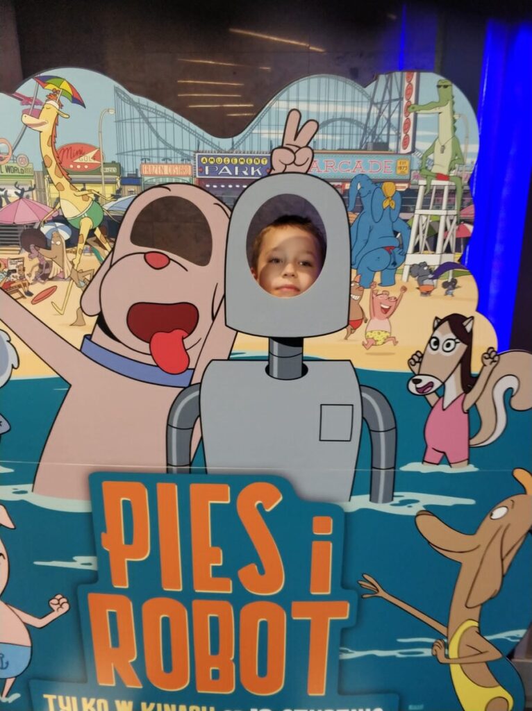 Photo 2023 12 18 19 44 19