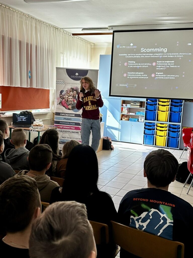 484334760 670192312543829 6429589639024615475 N 1