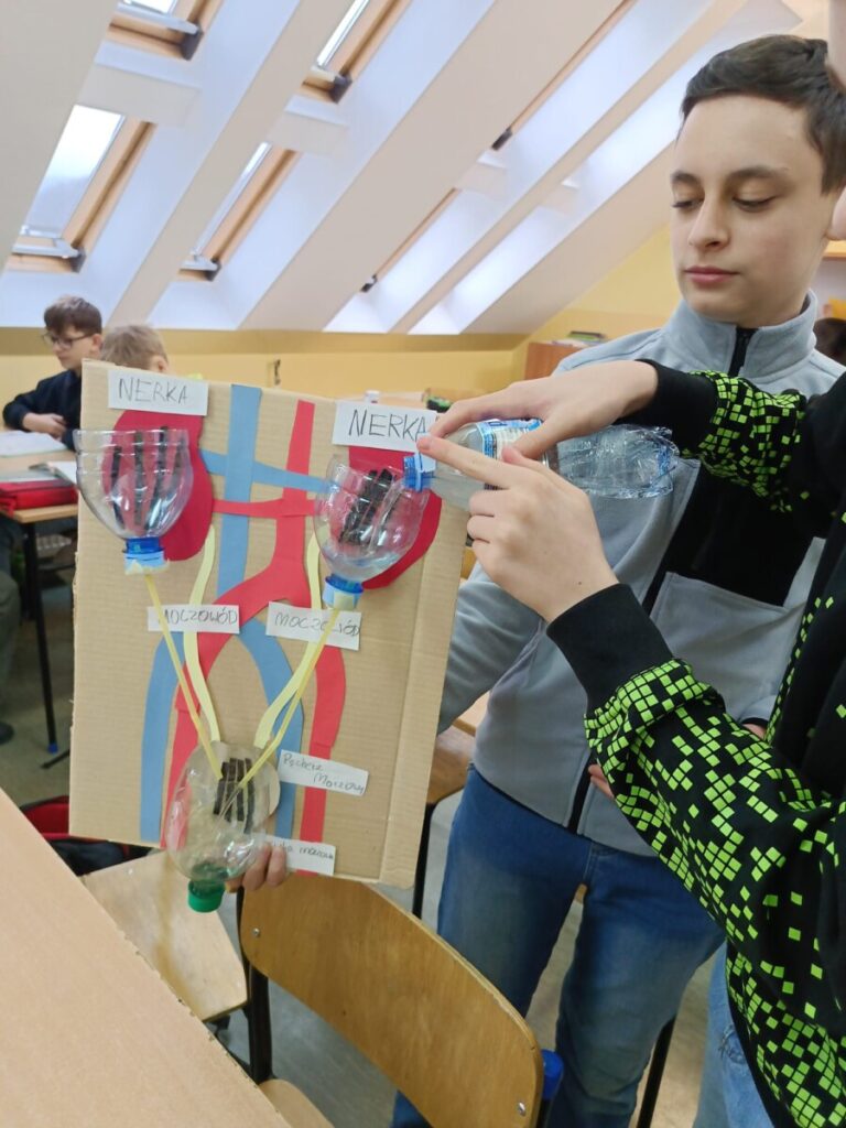 3ae8cef9 4f7d 493e B9eb Ffde0f0bd731