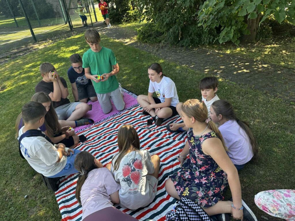 Messenger Creation 548d47b5 Ed10 4d04 91f5 841afa3703aa