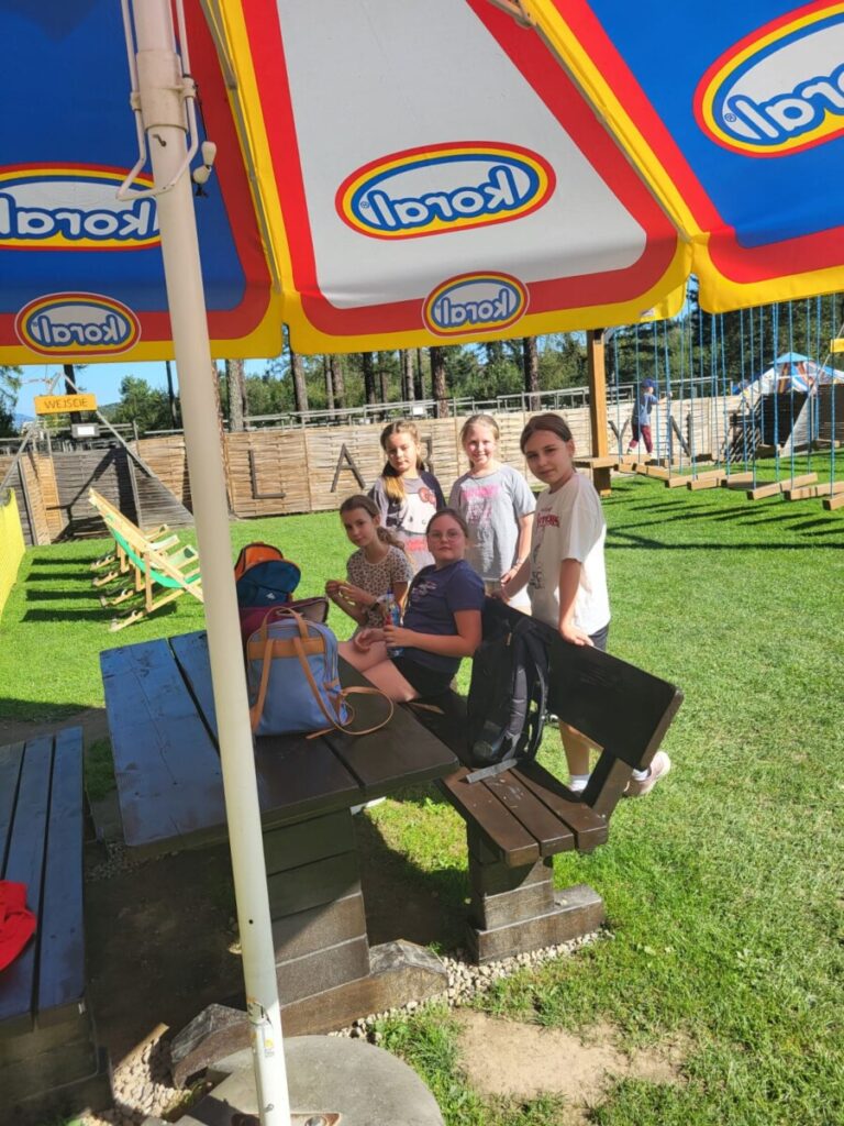 Whatsapp Image 2025 09 22 At 20.32.48 29