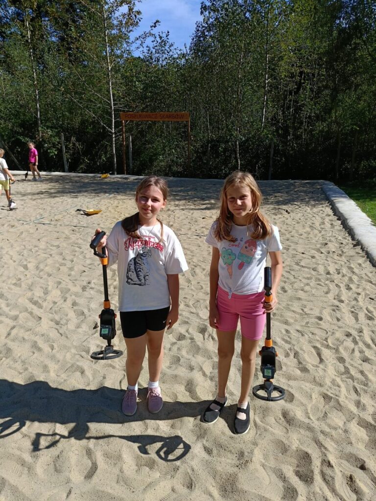 Whatsapp Image 2025 09 22 At 20.32.48 40