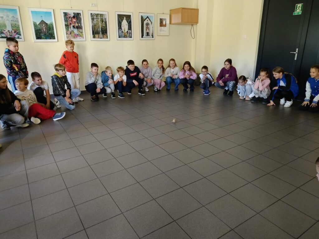 F46d11d5 03c1 4a28 Ad12 C2e02f52ea0d